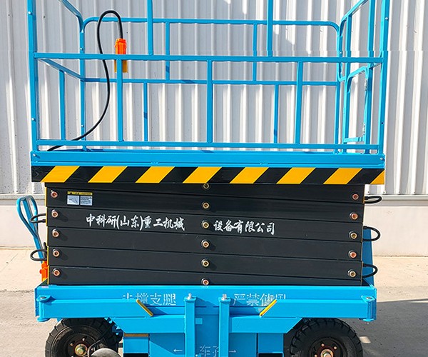 泊头自行走升降机